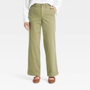 Mid-Rise Straight Leg Relaxed Chinos 14 Short